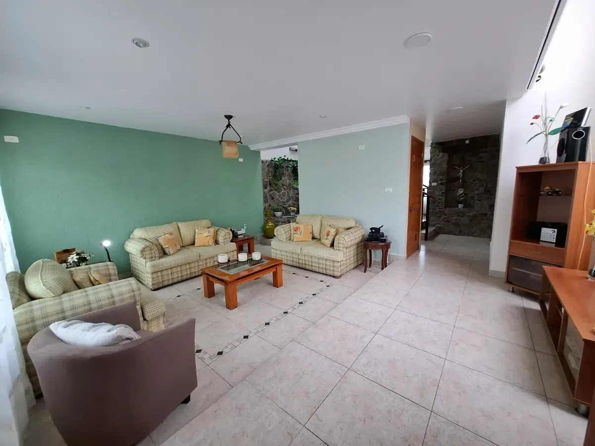 Casa amueblada con loft, 2 oficinas y roof garden en Milenio III